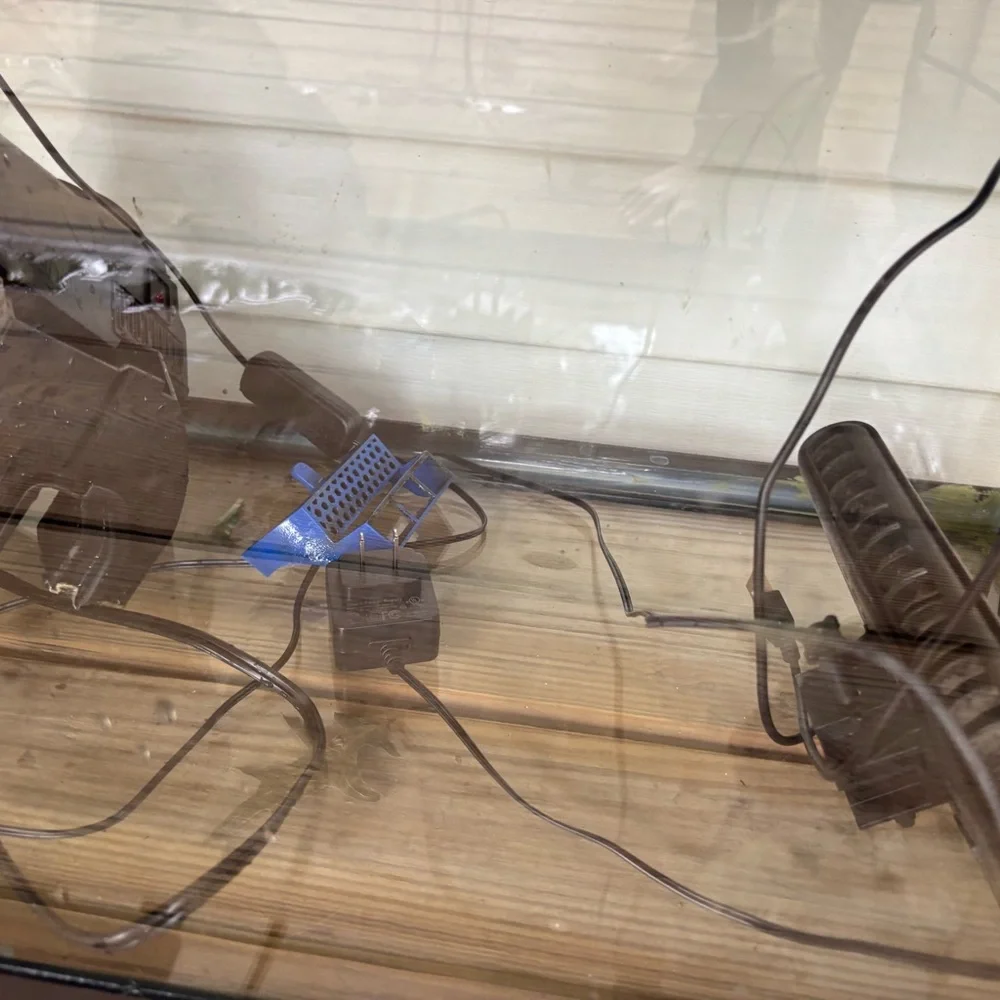Black Dual-Speaker Aquarium Kit